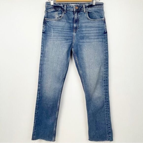 ZARA  STRAIGHT LEG FULL LENGTH HIGH WAISTED JEANS 8 - Picture 2 of 9